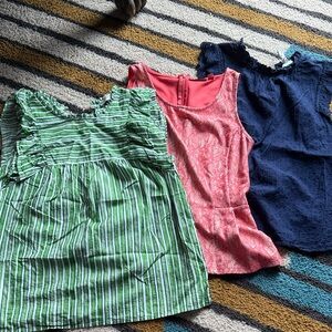 Set of Three Sleeveless Tops - Loft, Elle, Blu Pepper - Size Small